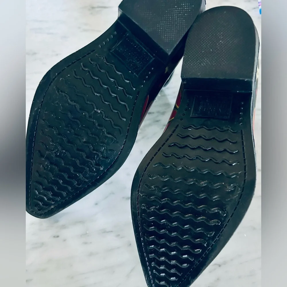 ☔️Madeline Booties Sz 8 - Picture 8 of 9